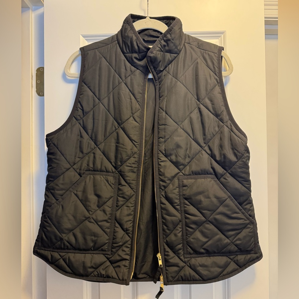 J Crew Black Quilted Vest L